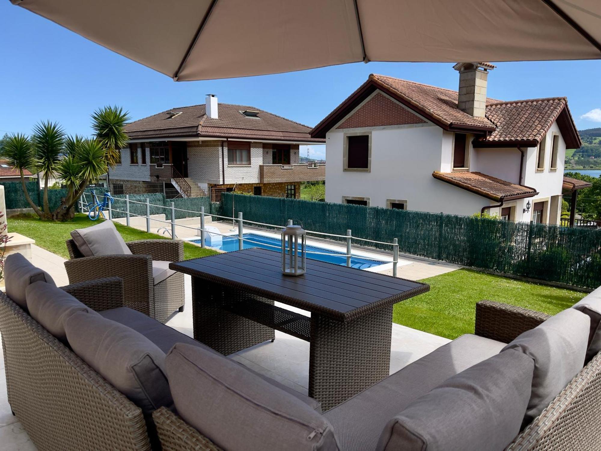 Villa Los Olivos Bárcena de Cicero Exterior photo