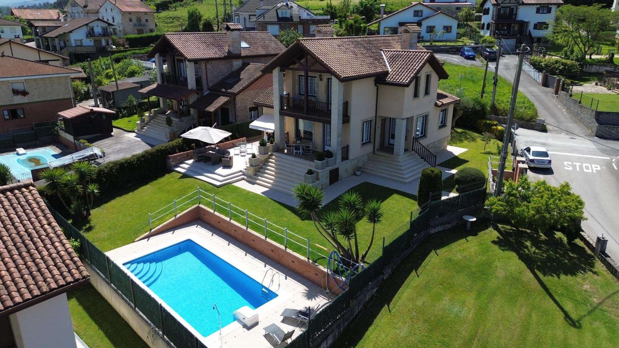 Villa Los Olivos Bárcena de Cicero Exterior photo
